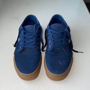 Vans Men's Shoe Navy Blue/Gum bottom Size 12 Low Top Authentic Skate Lace Up
.